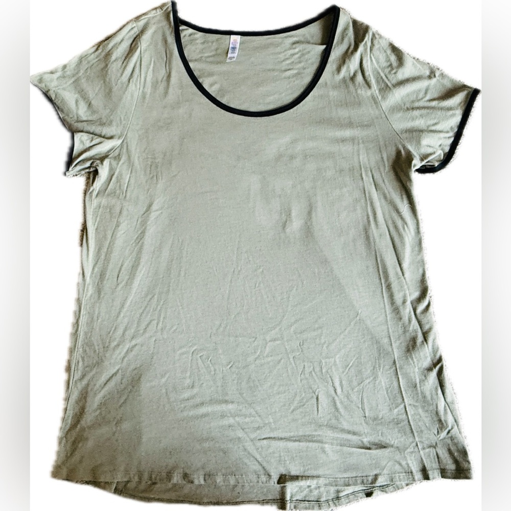 LuLaRoe Women's Classic T Sage Green Scoop Neck Top -NWOT